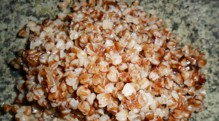 Гречка с луком